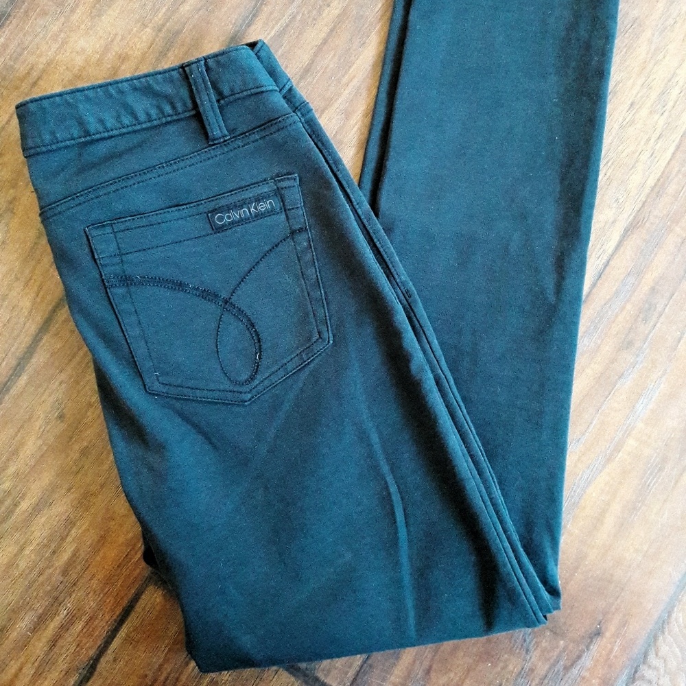 Calvin Klein Jegging Size 6